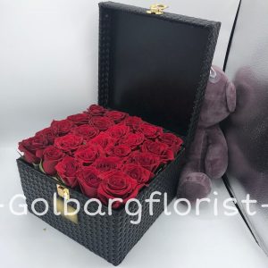 باكس چرمی قفل دار رز هلندی گلبرگ فلوریست