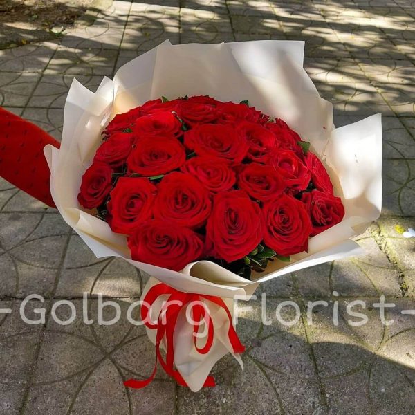 دسته گل رز هلندی گلبرگ فلوریست